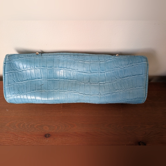 Jennifer Lopez Light Blue Satchel - Picture 8 of 8